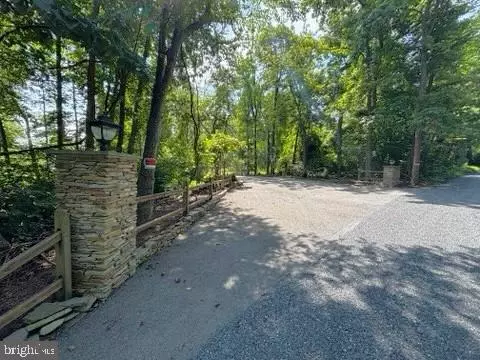Exterior - 14301 Tower Rd, Smithsburg, MD 21783 photo 29 of 30