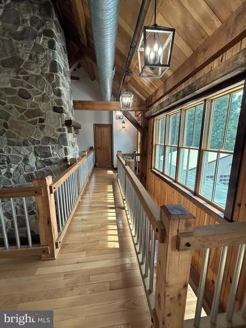 Entry Way - 14301 Tower Rd, Smithsburg, MD 21783 photo 14 of 20