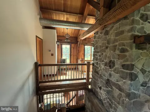 Entry Way - 14301 Tower Rd, Smithsburg, MD 21783 photo 8 of 20