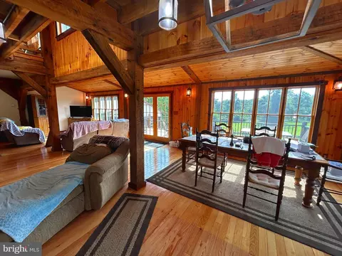 Dining - 14301 Tower Rd, Smithsburg, MD 21783 photo 2 of 4