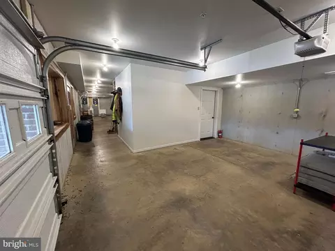 Entry Way - 14301 Tower Rd, Smithsburg, MD 21783 photo 18 of 20