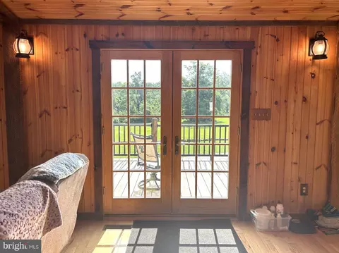 Entry Way - 14301 Tower Rd, Smithsburg, MD 21783 photo 2 of 20