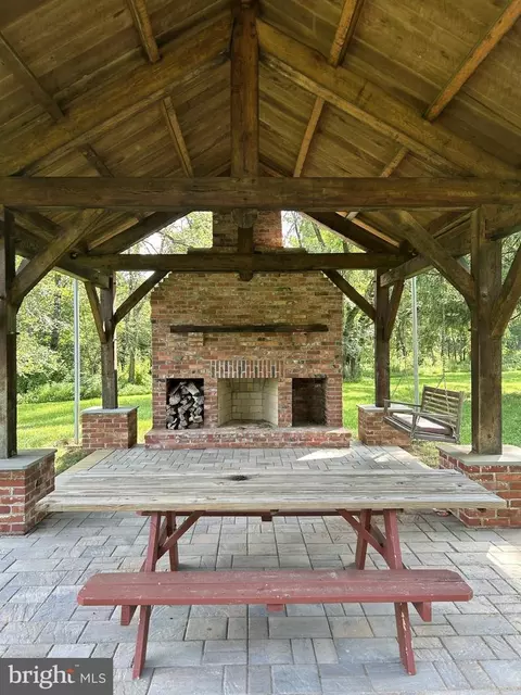 Exterior - 14301 Tower Rd, Smithsburg, MD 21783 photo 23 of 30