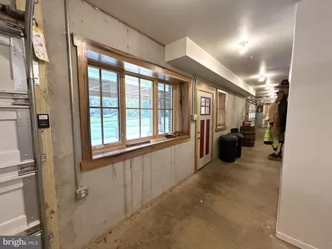 Entry Way - 14301 Tower Rd, Smithsburg, MD 21783 photo 19 of 20