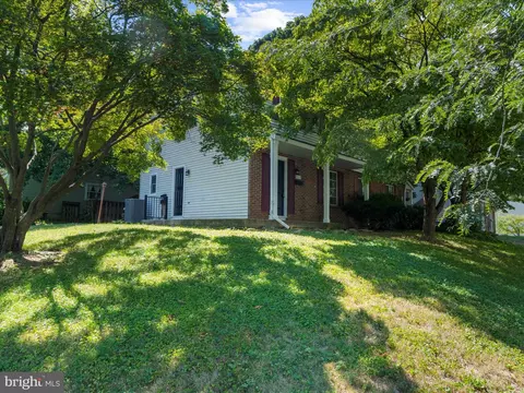 312 Heather Ridge Dr, Frederick, MD 21702 photo 4