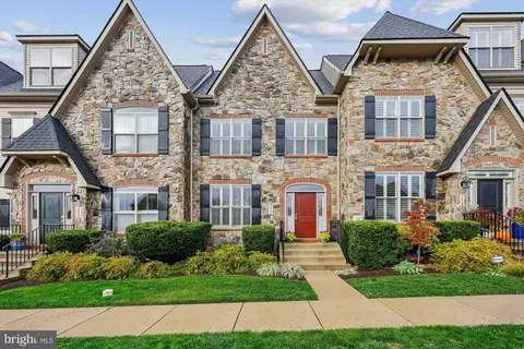 3006 Palatine Dr, Frederick, MD 21701