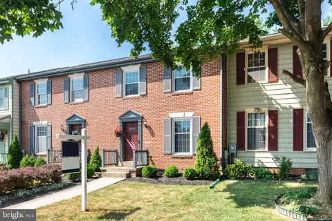 8270 Black Haw Ct, Frederick, MD 21701