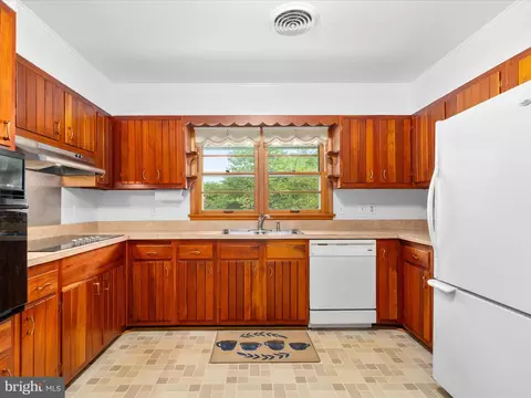 617 Taney Ave, Frederick, MD 21702 photo 6