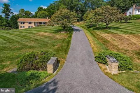 5508 Hayloft Ct, Frederick, MD 21703