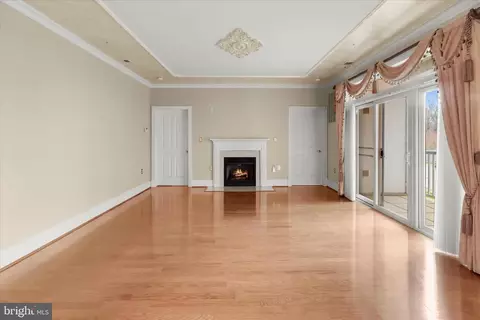 Living - 2250 Bear Den Rd #104, Frederick, MD 21701 photo 2 of 7