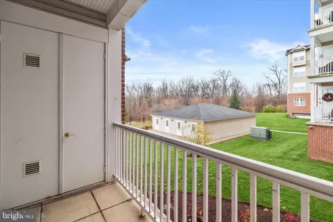 Exterior - 2250 Bear Den Rd #104, Frederick, MD 21701 photo 2 of 12