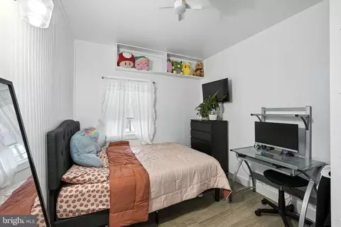 Bedroom - 5702 Chase Ct, Frederick, MD 21703 photo 8 of 8