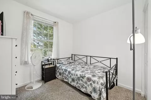Bedroom - 5702 Chase Ct, Frederick, MD 21703 photo 4 of 8