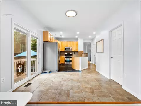 5006 Saint Simon Ct, Frederick, MD 21703 photo 10