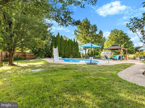 5006 Saint Simon Ct, Frederick, MD 21703 photo 3