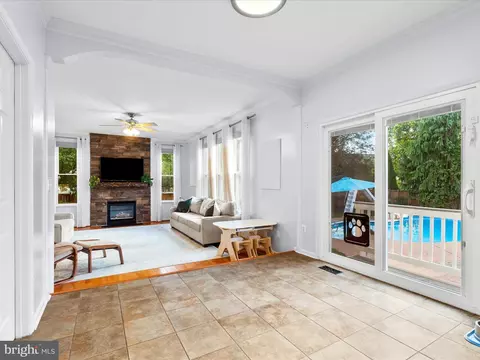 5006 Saint Simon Ct, Frederick, MD 21703 photo 9