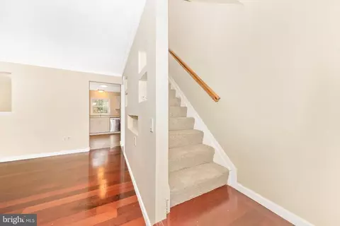 Entry Way - 1861 Murdock Ct, Frederick, MD 21702 photo 3 of 6