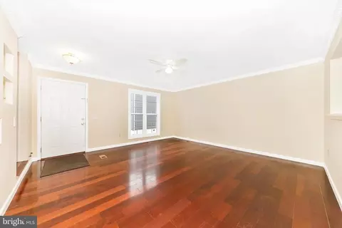 Living - 1861 Murdock Ct, Frederick, MD 21702 photo 2 of 4
