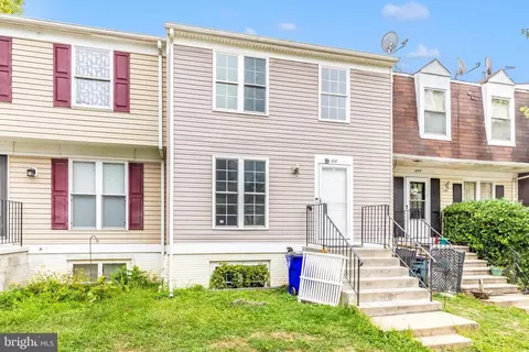 Exterior - 1861 Murdock Ct, Frederick, MD 21702 photo 3 of 12