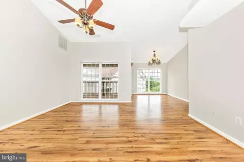 Living - 591 Cawley Dr #1-3C, Frederick, MD 21703 photo 4 of 6