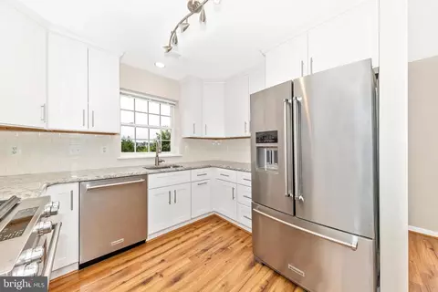 Kitchen - 591 Cawley Dr #1-3C, Frederick, MD 21703 photo 3 of 4