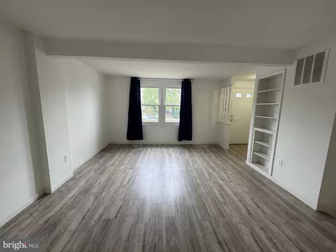 Living - 1757 Carriage Way, Frederick, MD 21702 photo 8 of 12