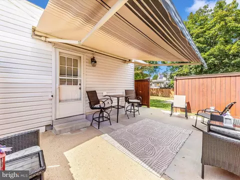 Exterior - 319 Queen St, Frederick, MD 21701 photo 4 of 10