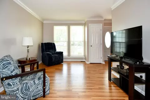 Living - 1403 Leaswing Ct, Frederick, MD 21703 photo 1 of 6