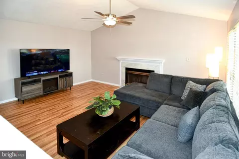 Living - 1403 Leaswing Ct, Frederick, MD 21703 photo 4 of 6