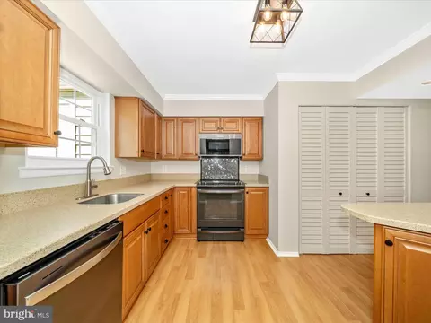 6915 Alex Ct, Frederick, MD 21703 photo 17