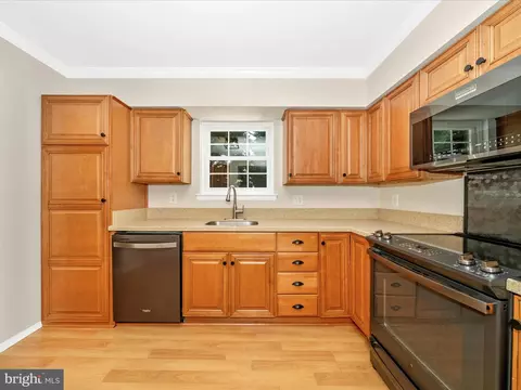 6915 Alex Ct, Frederick, MD 21703 photo 15