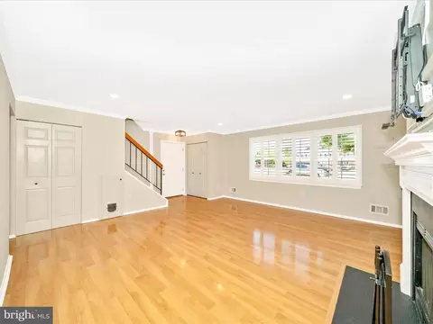 6915 Alex Ct, Frederick, MD 21703 photo 7