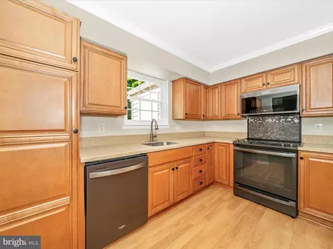6915 Alex Ct, Frederick, MD 21703 photo 16