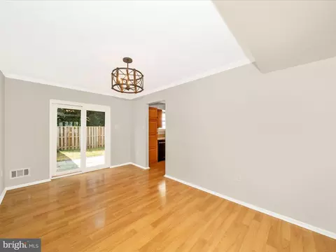 6915 Alex Ct, Frederick, MD 21703 photo 12