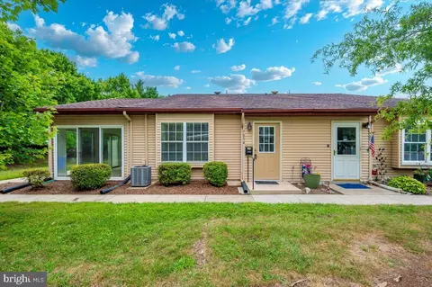 7054 Basswood Rd, Frederick, MD 21703