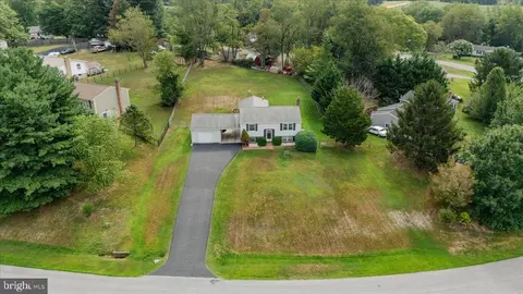 View/Area - 7721 Bridle Path Cir, Frederick, MD 21701 photo 1 of 8