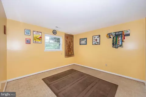 Bedroom - 7721 Bridle Path Cir, Frederick, MD 21701 photo 6 of 6