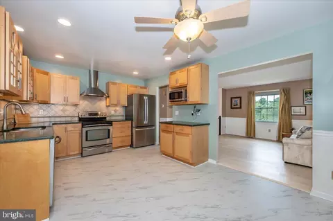 Kitchen - 7721 Bridle Path Cir, Frederick, MD 21701 photo 6 of 7