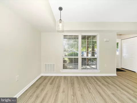 Living - 401 Terry Ct #A1, Frederick, MD 21701 photo 8 of 8