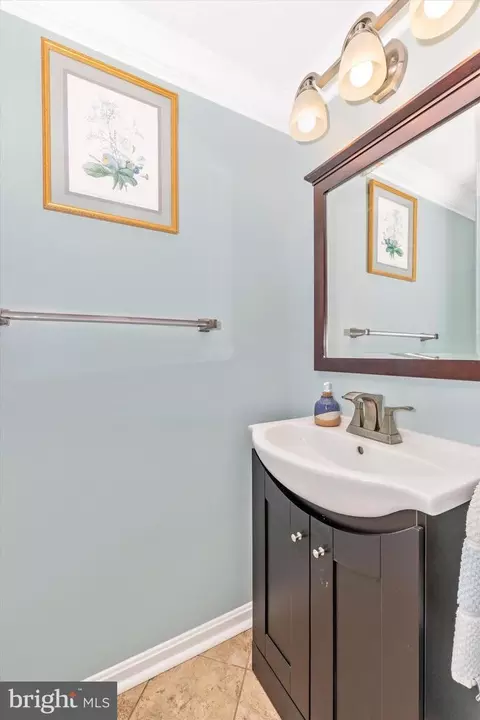 Bath - 125 Mcclellan Dr, Frederick, MD 21702 photo 1 of 5