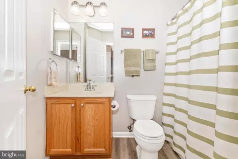 Bath - 125 Mcclellan Dr, Frederick, MD 21702 photo 3 of 5