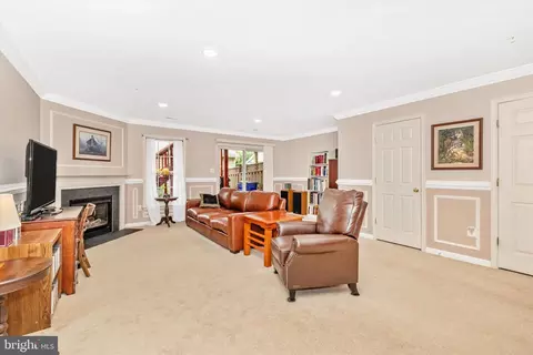 Living - 125 Mcclellan Dr, Frederick, MD 21702 photo 2 of 2