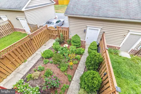 Exterior - 125 Mcclellan Dr, Frederick, MD 21702 photo 3 of 9