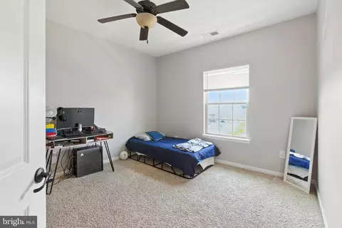 Bedroom - 6414 Walcott Ln, Frederick, MD 21703 photo 4 of 4