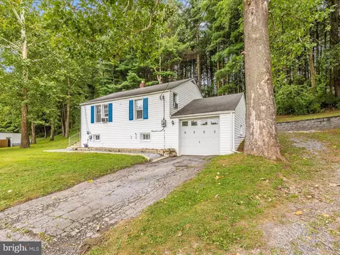9203 Baltimore Rd, Frederick, MD 21704