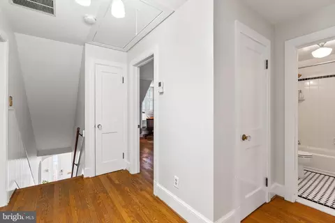 Entry Way - 11 N Jefferson St, Frederick, MD 21701 photo 4 of 9
