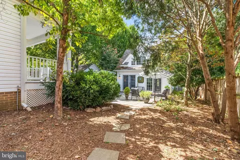 Exterior - 11 N Jefferson St, Frederick, MD 21701 photo 5 of 24