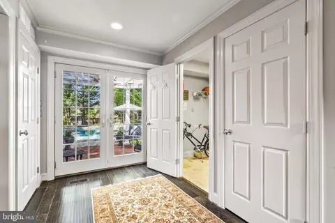 Entry Way - 11 N Jefferson St, Frederick, MD 21701 photo 8 of 9