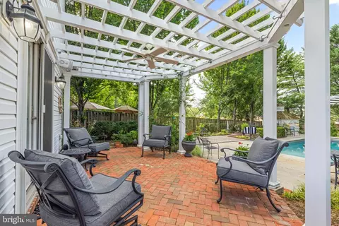 Exterior - 11 N Jefferson St, Frederick, MD 21701 photo 14 of 24