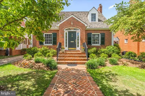 11 N Jefferson St, Frederick, MD 21701